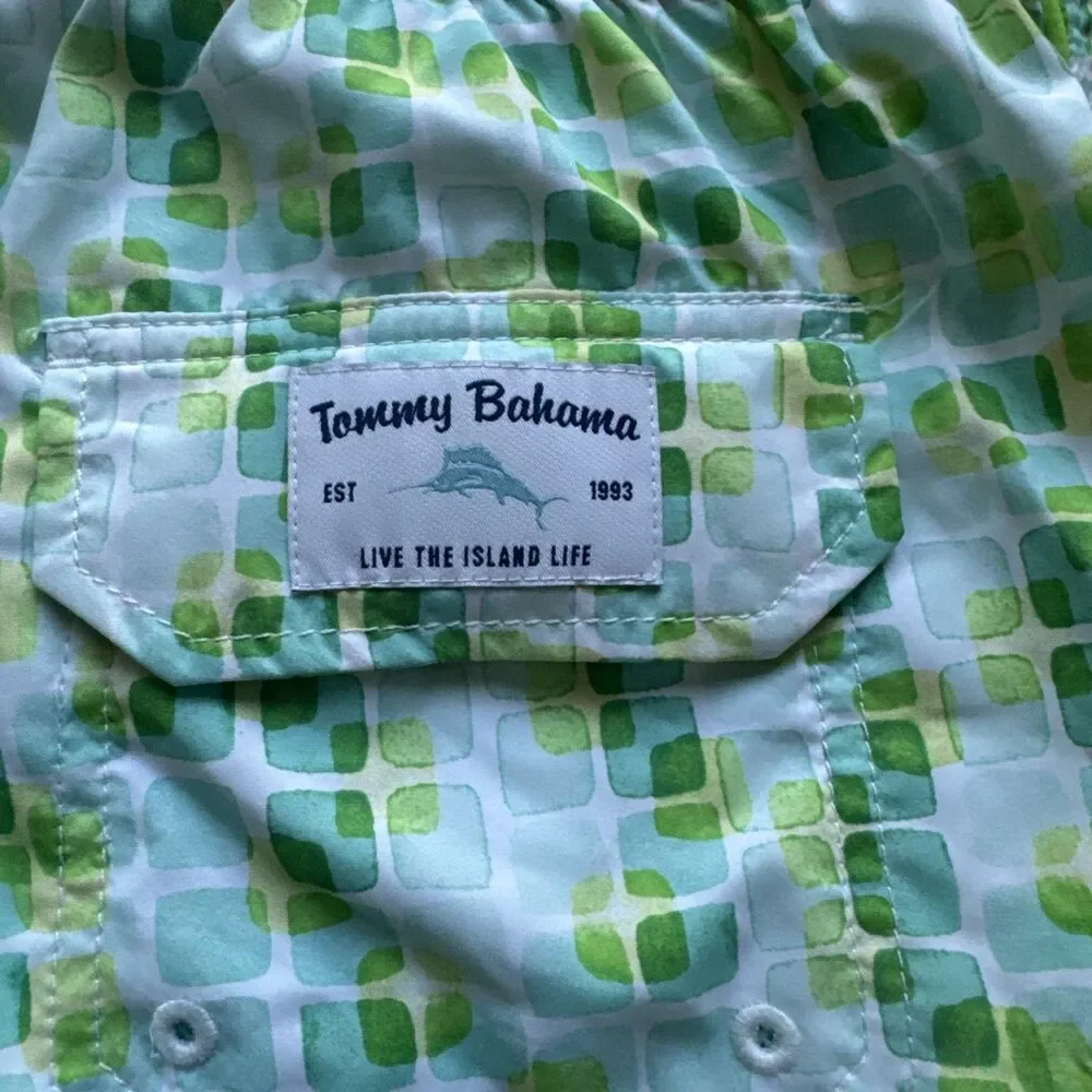 Tommy Bahama Men’s Swim Trunks M Green Geometric Print Drawstring Board Shorts